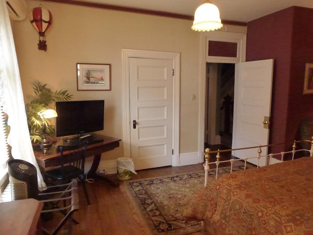 Auberge King Edward Bed And Breakfast Ottawa Quarto foto